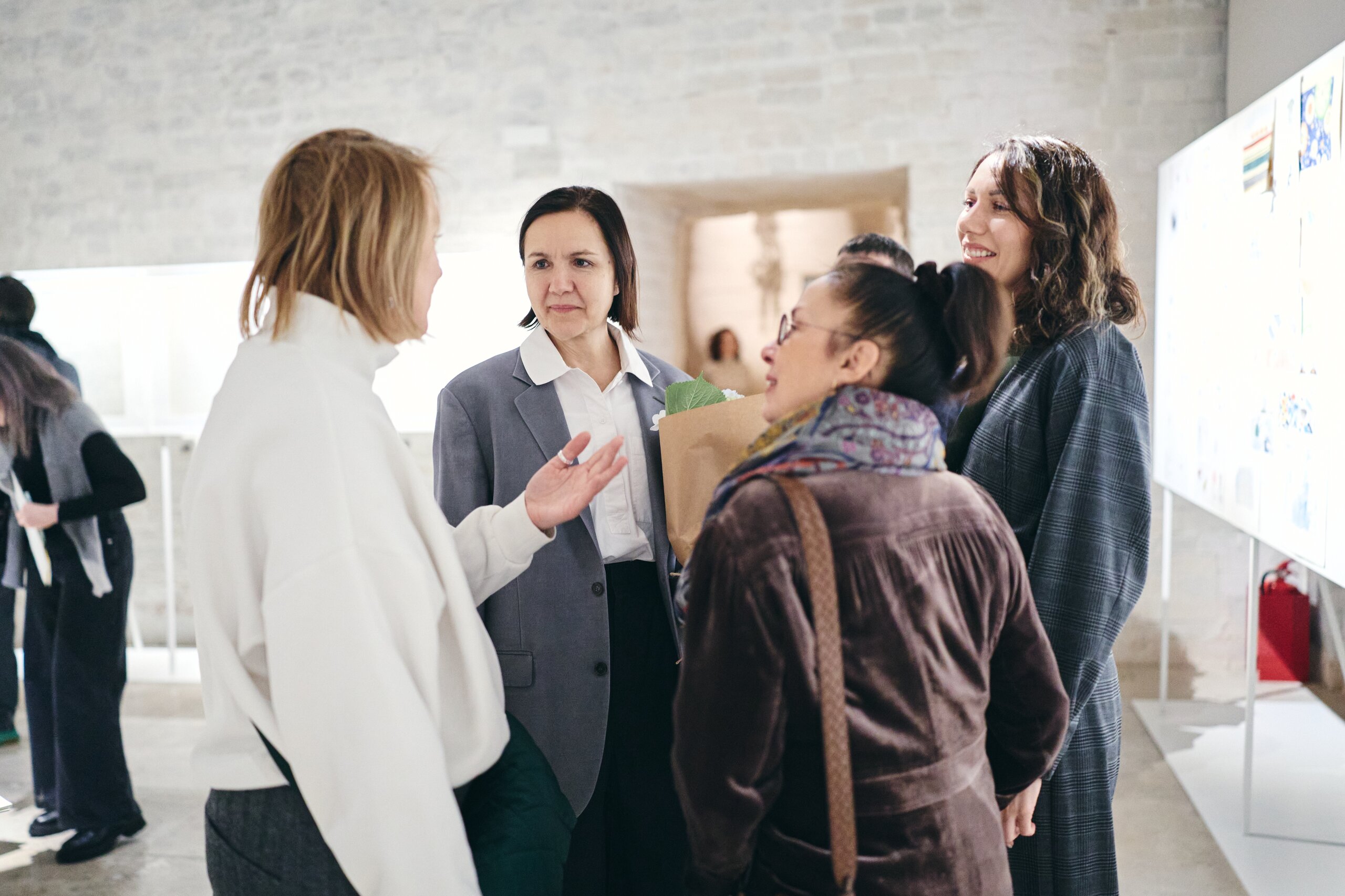 Сборная экскурсия по выставке «Ольга Чернышева. С листа»